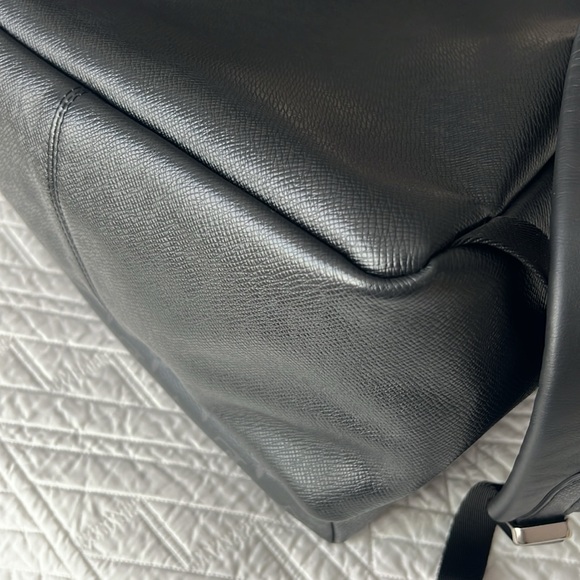 LOUIS VUITTON DISCOVERY BACKPACK PM TAIGA MONOGRAM ECLIPSE - Picture 10 of 17